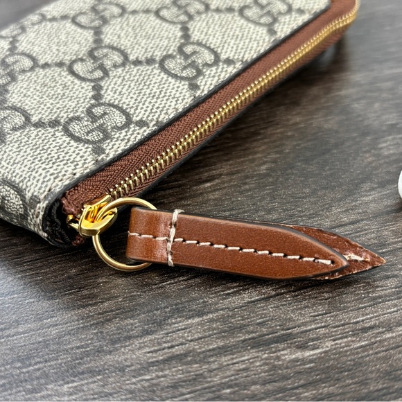 Gucci Ophidia GG Supreme Key Pouch Gold Hardware Zipper Canvas Leather Card Case - Picture 10 of 14